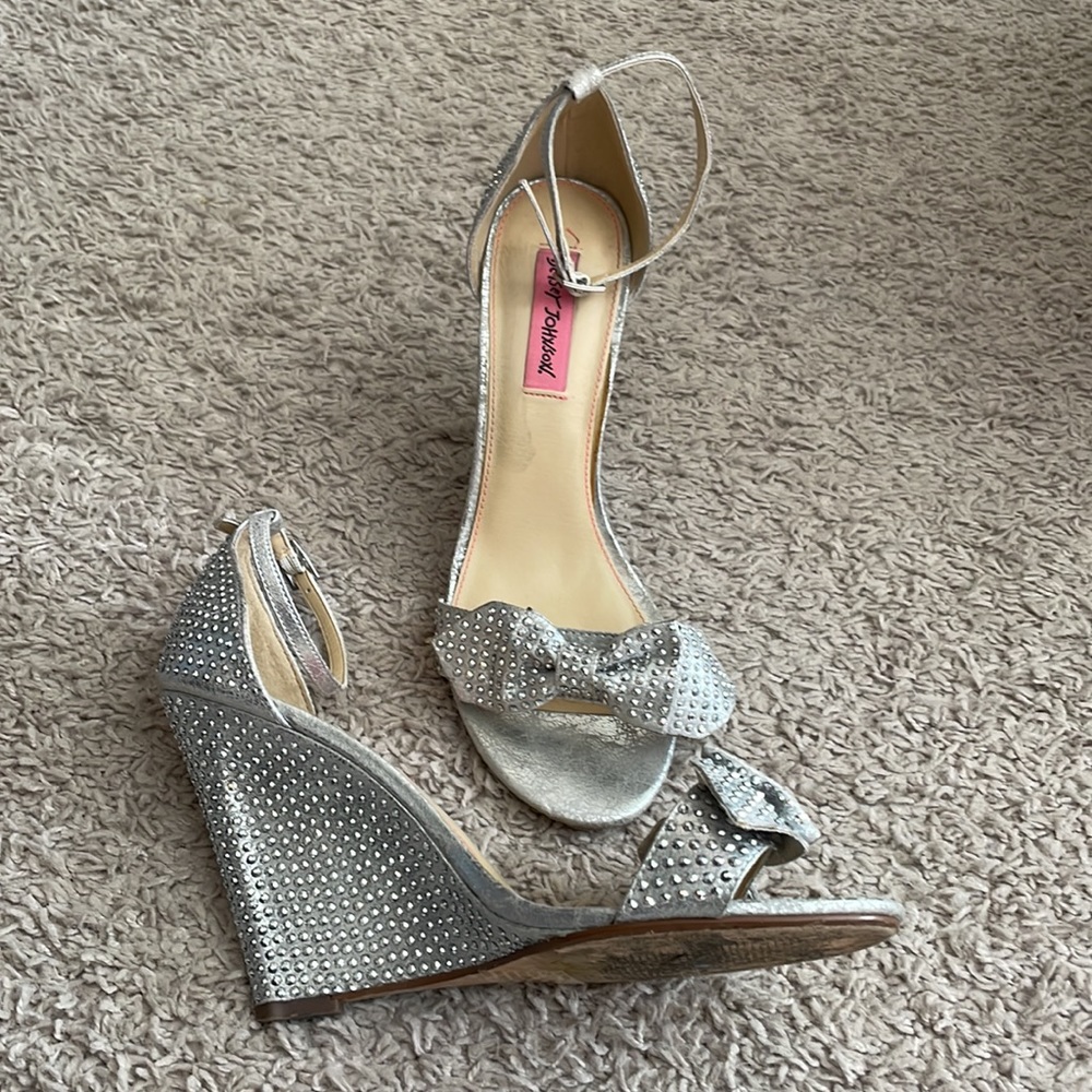 Betsey Johnson wedge dress shoes - Picture 2 of 6
